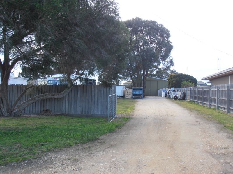 38 Woodward Street Wy Yung, Bairnsdale VIC 3875