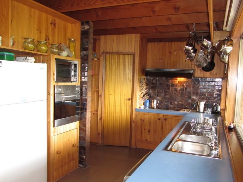 160 Main Road Lindenow, Bairnsdale VIC 3875