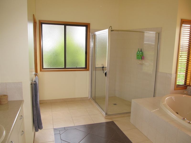 160 Main Road Lindenow, Bairnsdale VIC 3875