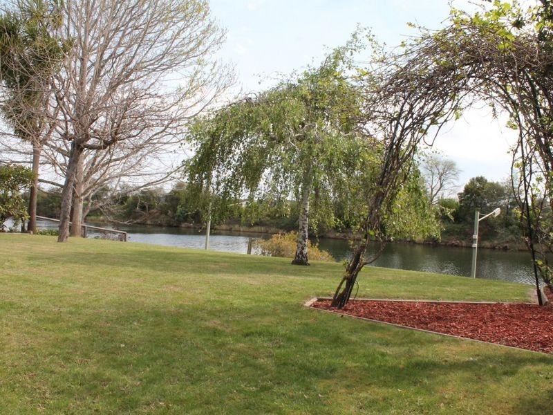 48 Robb Street, Bairnsdale VIC 3875