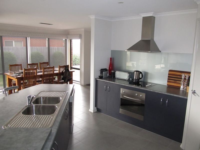 4B Balmoral Crescent, Bairnsdale VIC 3875