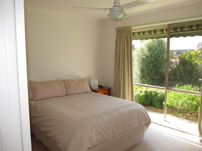 63 Balmoral Crescent, Bairnsdale VIC 3875