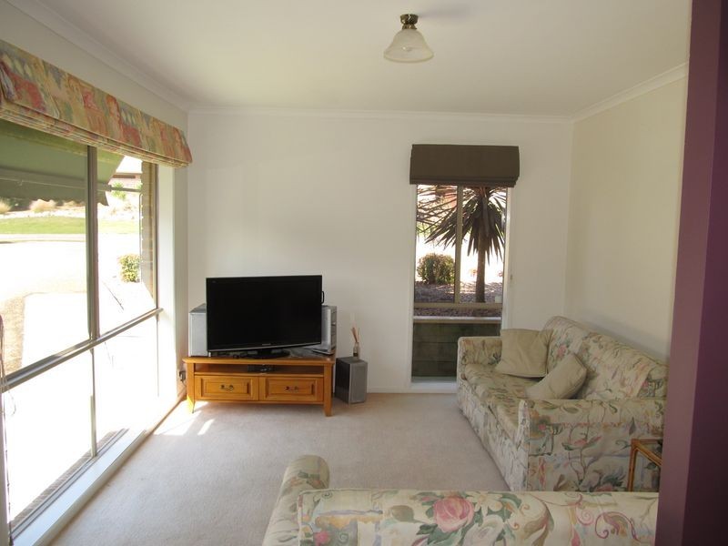 63 Balmoral Crescent, Bairnsdale VIC 3875