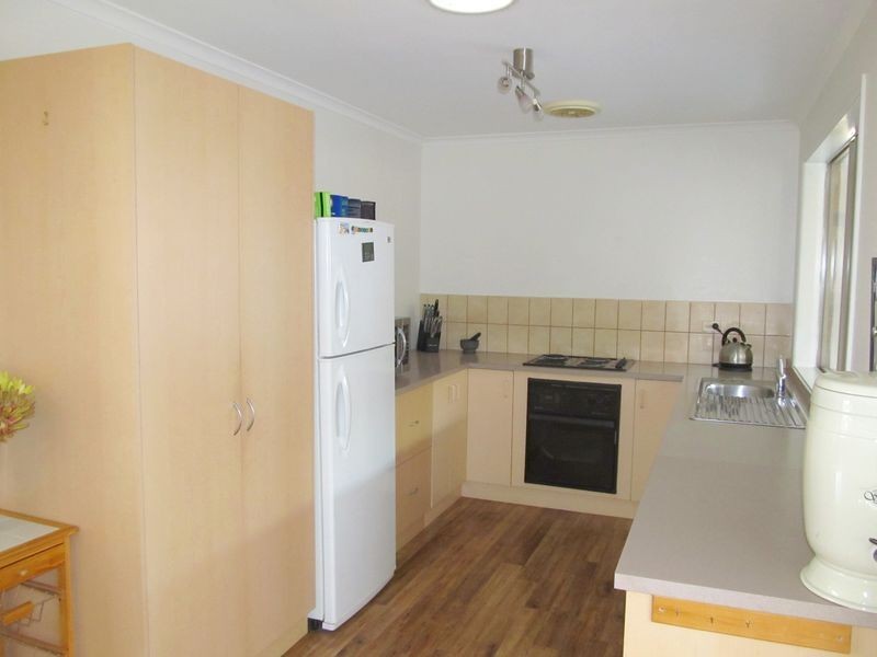 63 Balmoral Crescent, Bairnsdale VIC 3875