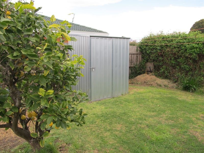 12 Hodgson Street, Bairnsdale VIC 3875