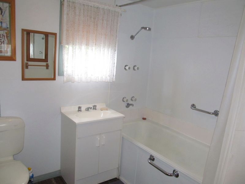 12 Hodgson Street, Bairnsdale VIC 3875