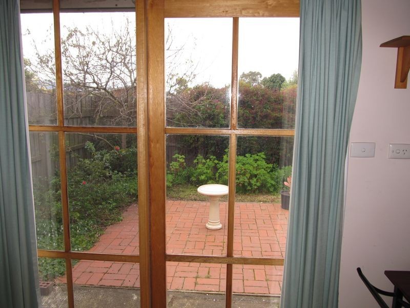 12 Hodgson Street, Bairnsdale VIC 3875