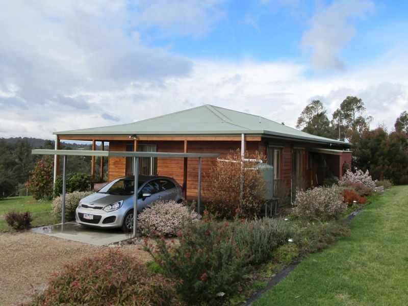 112 Great Alpine Road, Bruthen VIC 3885