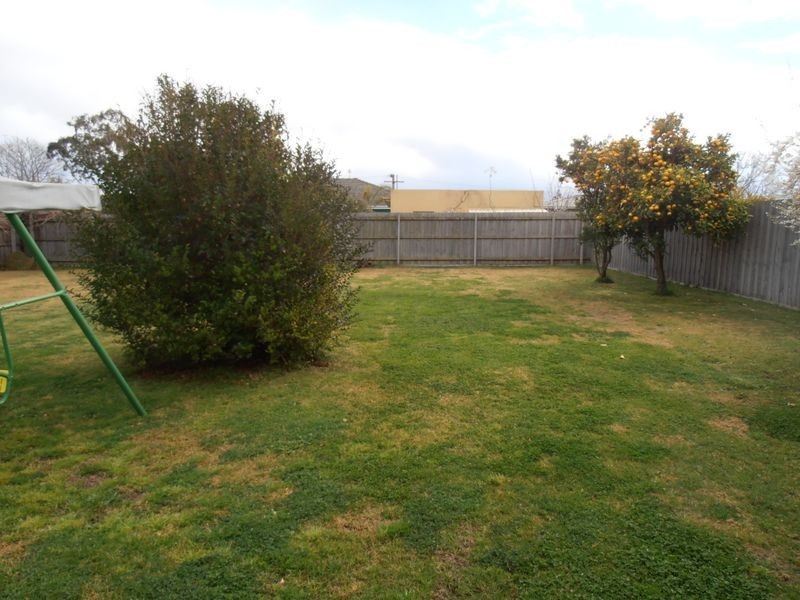 16 Murphy Street, Bairnsdale VIC 3875