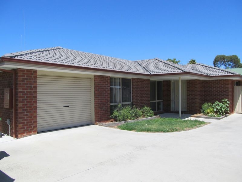2/104 Mckean Street, Bairnsdale VIC 3875