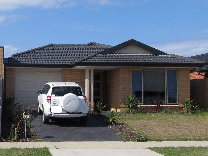 2/21 Fison Avenue, Bairnsdale VIC 3875