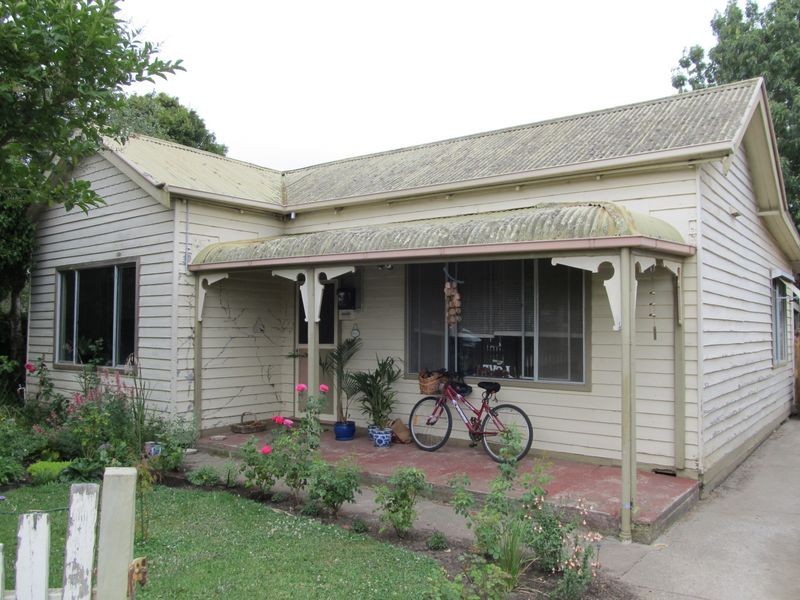 32 Murphy Street, Bairnsdale VIC 3875