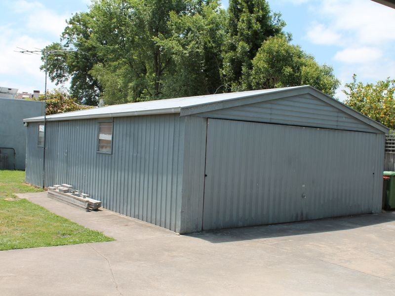 6 Mitchell Street, Bairnsdale VIC 3875