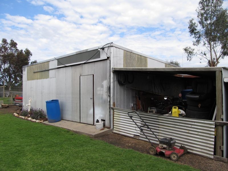 616 Lindenow Glenaladale Road, Lindenow South VIC 3875