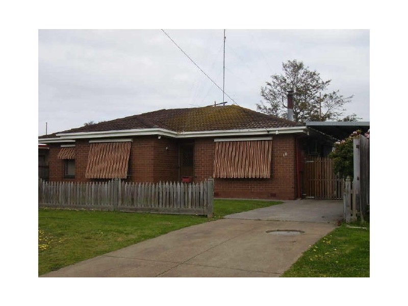18 O’Brien Street, Bairnsdale VIC 3875