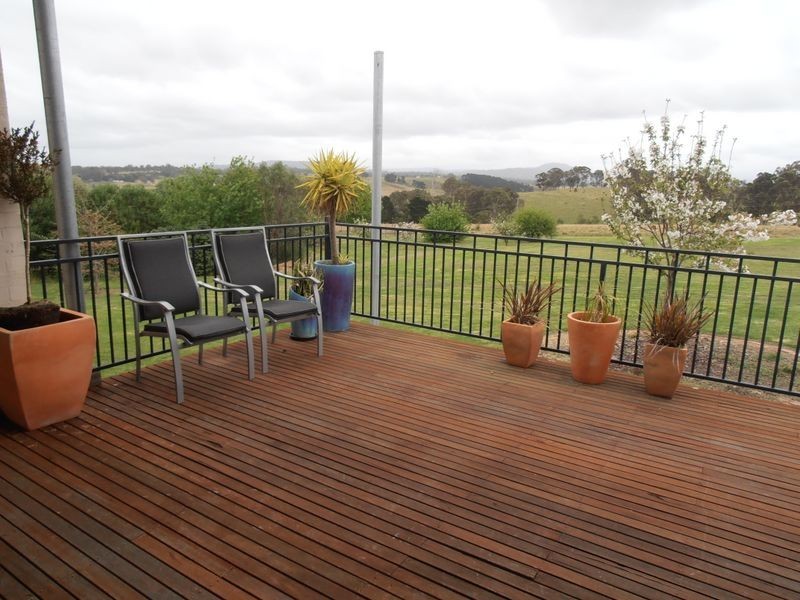 21 Clifton Terrace, Wy Yung VIC 3875