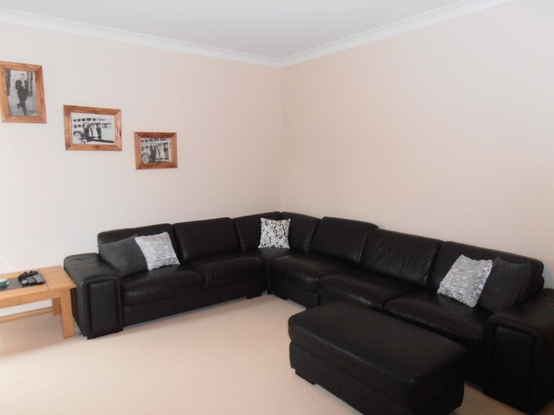 21 Clifton Terrace, Wy Yung VIC 3875