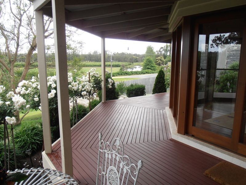 8 Riley Street, Bairnsdale VIC 3875
