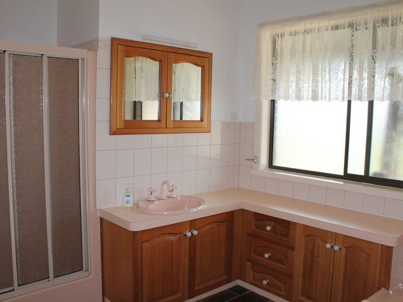 41 Sarsfield Road, Nicholson VIC 3882