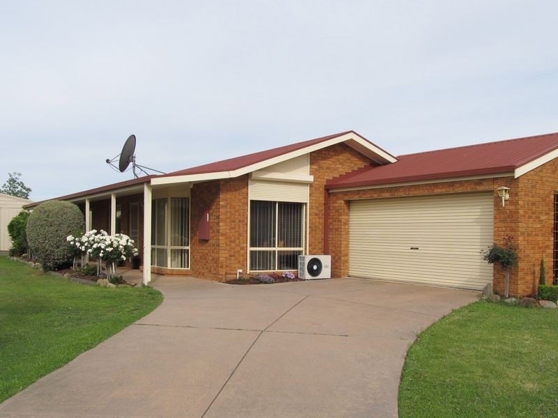 40 Balmoral Crescent Eastwood, Bairnsdale VIC 3875