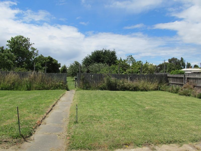 26 Alexander Parade, Bairnsdale VIC 3875