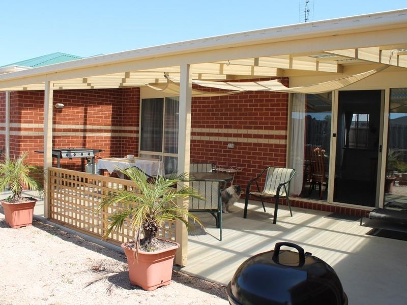 9 Glendon Drive (Eastwood), Bairnsdale VIC 3875