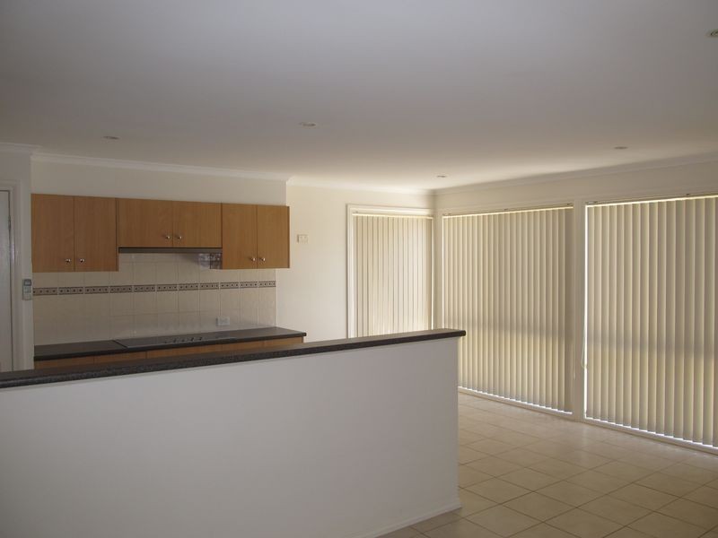 56 Gatehouse Drv, Bairnsdale VIC 3875