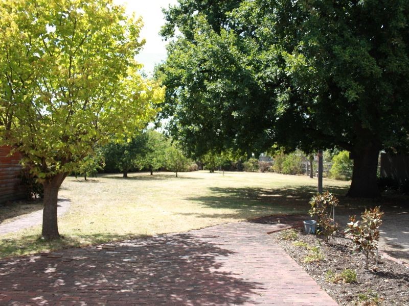 9 Macrae St, Bairnsdale VIC 3875