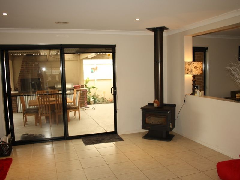 10 Kooralbyn Court Eastwood, Bairnsdale VIC 3875