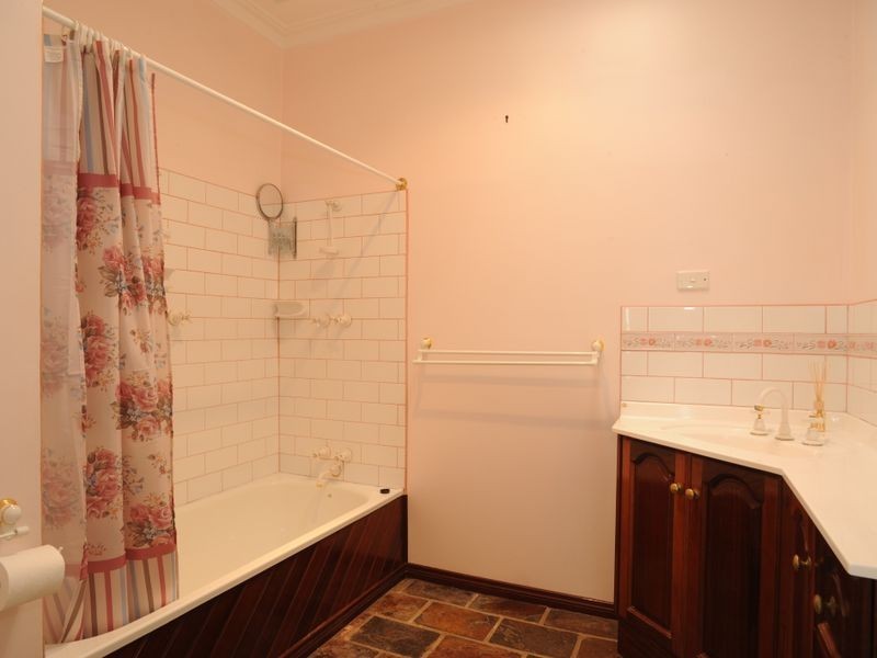 5 Enid St, Bairnsdale VIC 3875