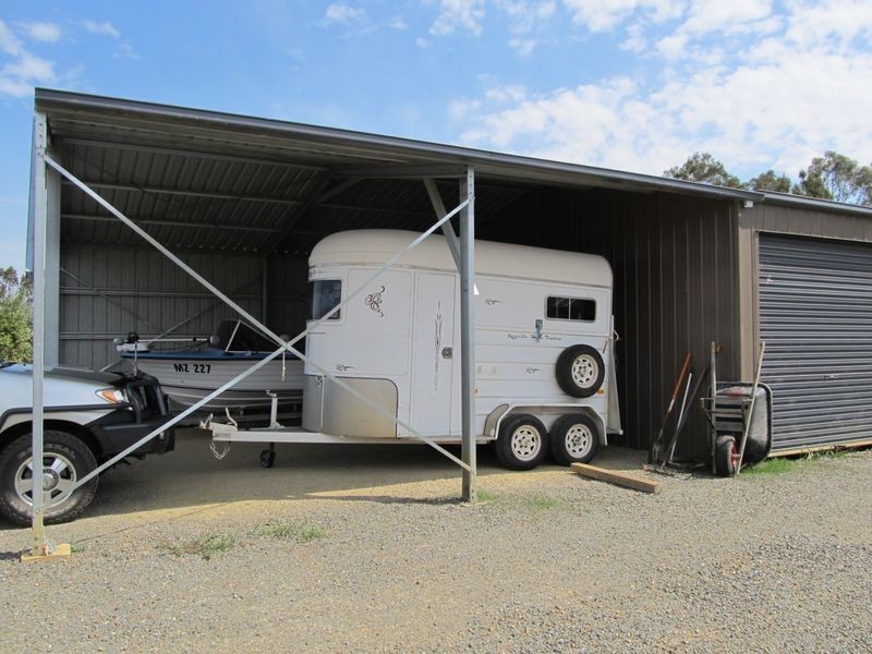 11 School Rd, Sarsfield VIC 3875