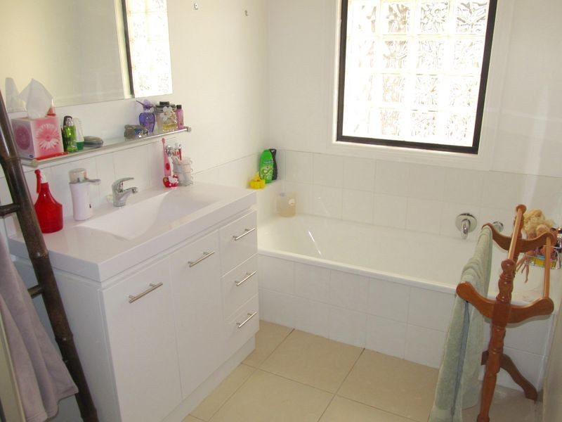 42 Day Street, Bairnsdale VIC 3875