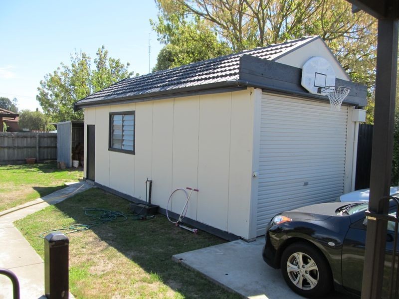 42 Day Street, Bairnsdale VIC 3875