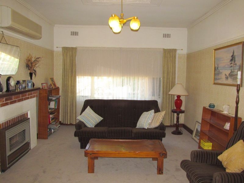 74 Goold Street, Bairnsdale VIC 3875