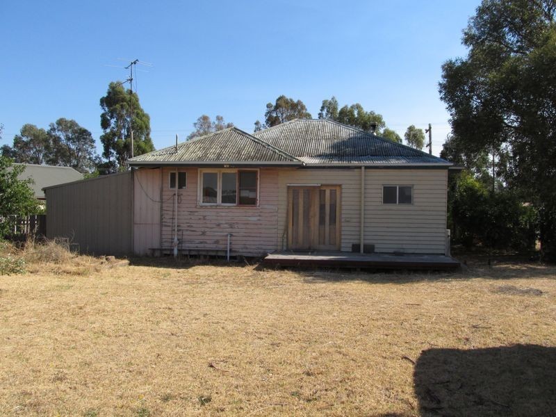 17 Hoyt Street, Lindenow VIC 3865