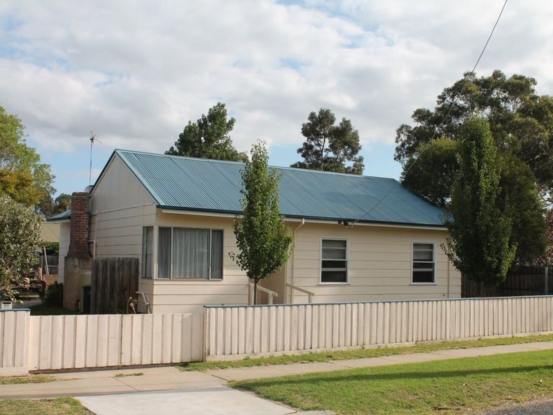 77 Anderson Street, Bairnsdale VIC 3875