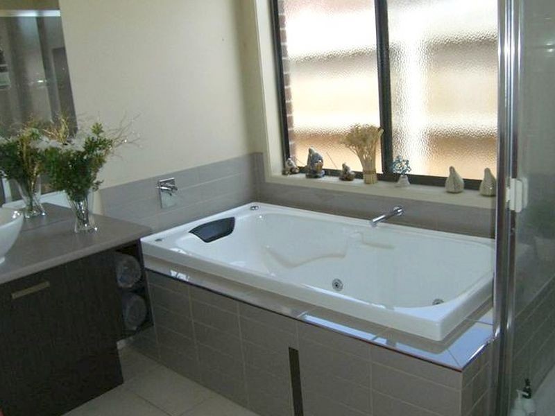 89 Gatehouse Drive, Bairnsdale VIC 3875