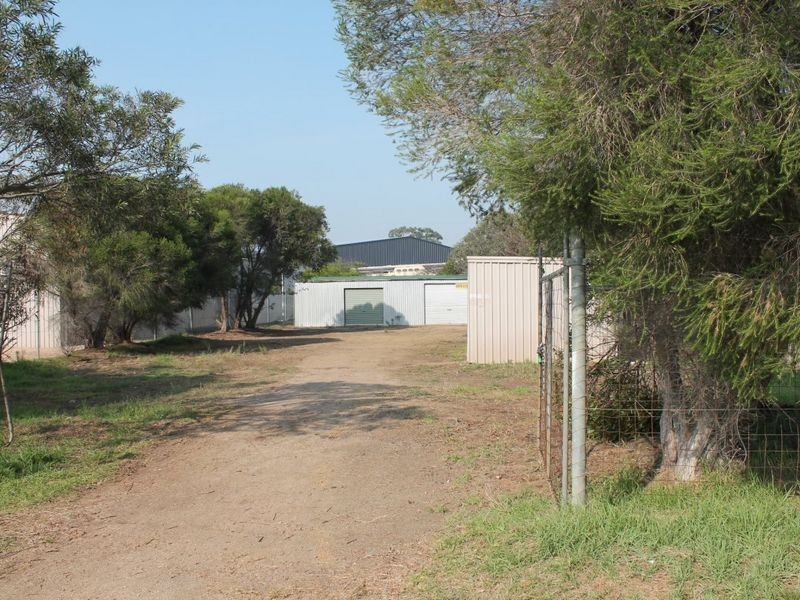 13 Lawless Street, Bairnsdale VIC 3875