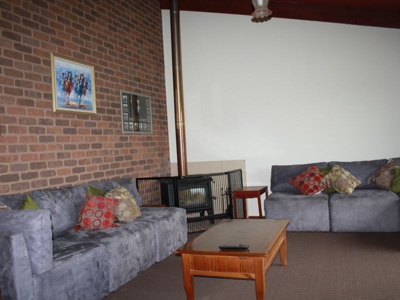 40 Humphreys Road, Bairnsdale VIC 3875