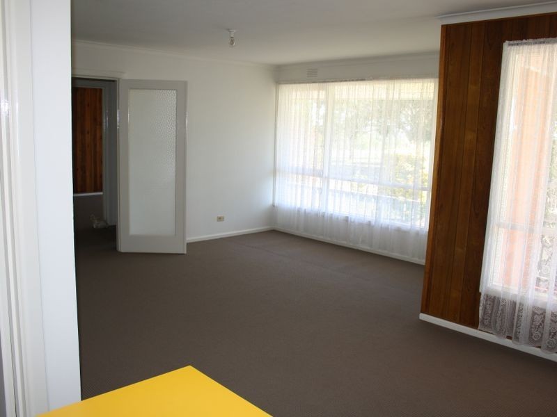 3 Calvert, Bairnsdale VIC 3875