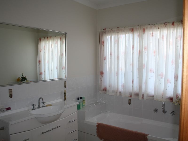 20 Windsor Court, Bairnsdale VIC 3875