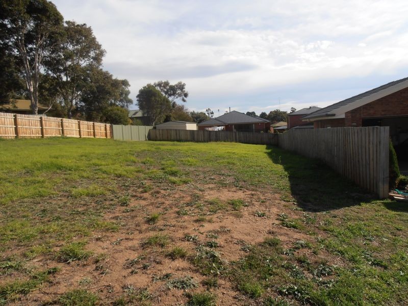 12/11 Kollmorgen Place, Bairnsdale VIC 3875