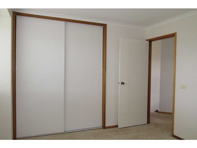 6 Hugh Court, Bairnsdale VIC 3875