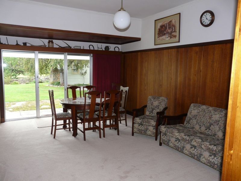 935 Gillingall Station Road, Buchan VIC 3885