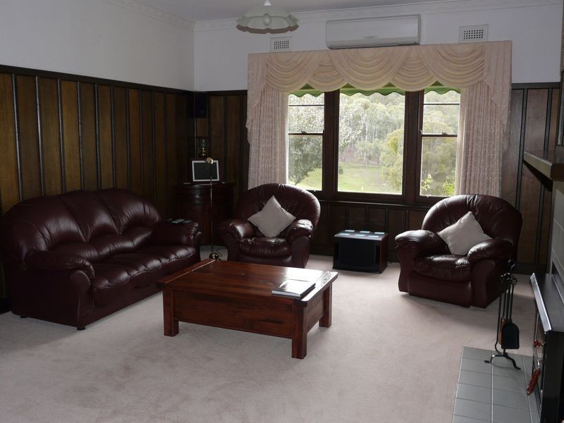 935 Gillingall Station Road, Buchan VIC 3885