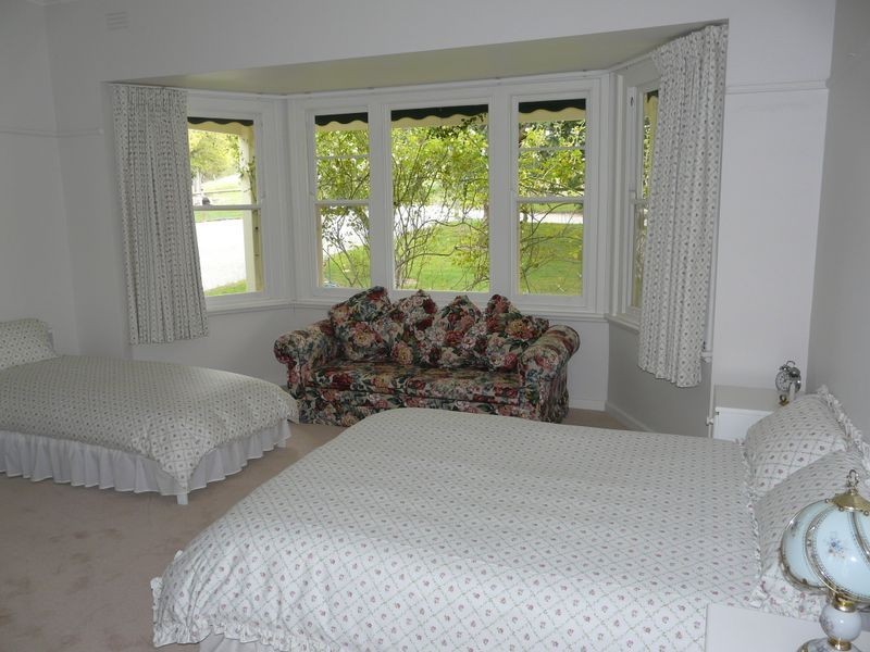 935 Gillingall Station Road, Buchan VIC 3885