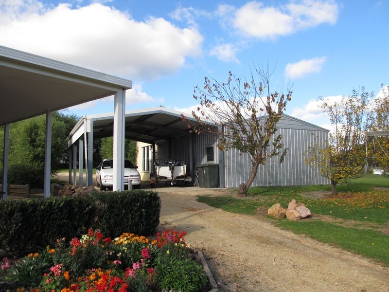 29 Damons Road, Mount Taylor VIC 3875