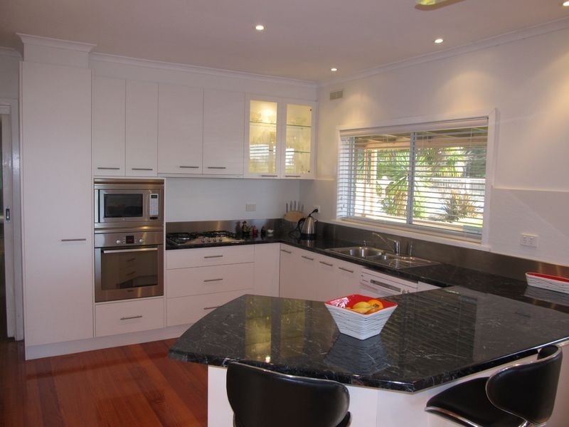 60 Lanteris Road, Wy Yung VIC 3875