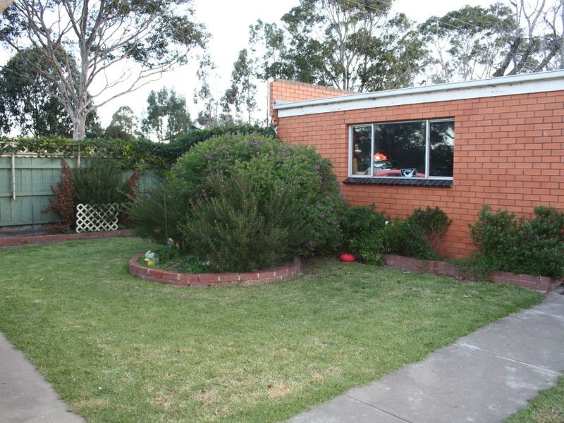 62 Mckean Street, Bairnsdale VIC 3875