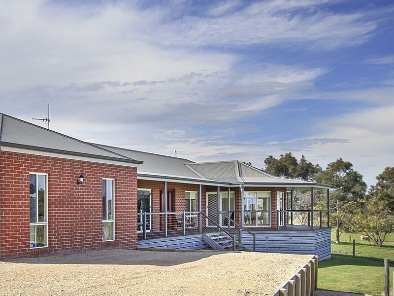 570 Great Alpine Road, Bairnsdale VIC 3875